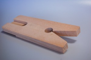 Laubsägetischchen mit Anschlag