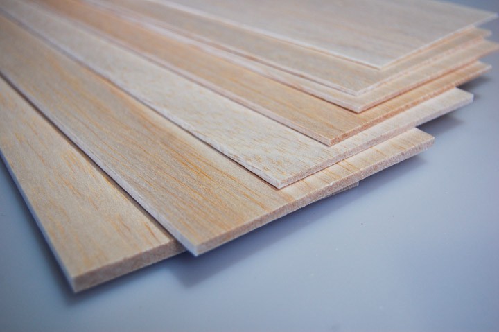 Balsabrettchen 1mm, 1000x100mm, Sortierung hart, geschliffen